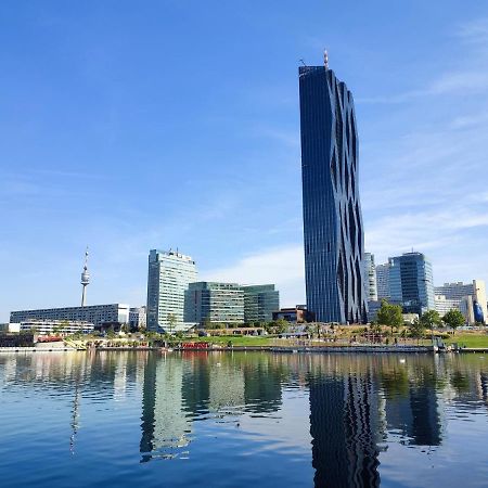 Center ! 3 Stops Away From The Center Of Vienna! Exterior foto